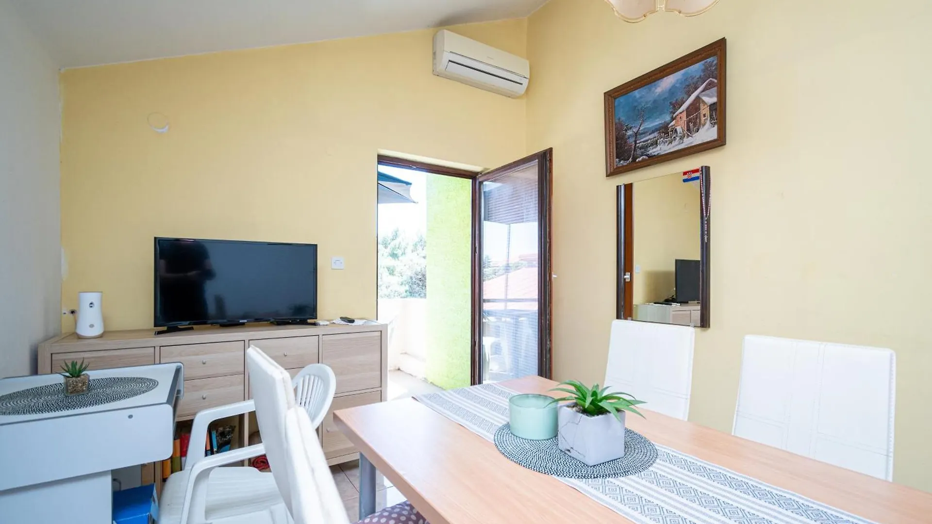 Apartments By The Sea Mandre, Pag - 22885