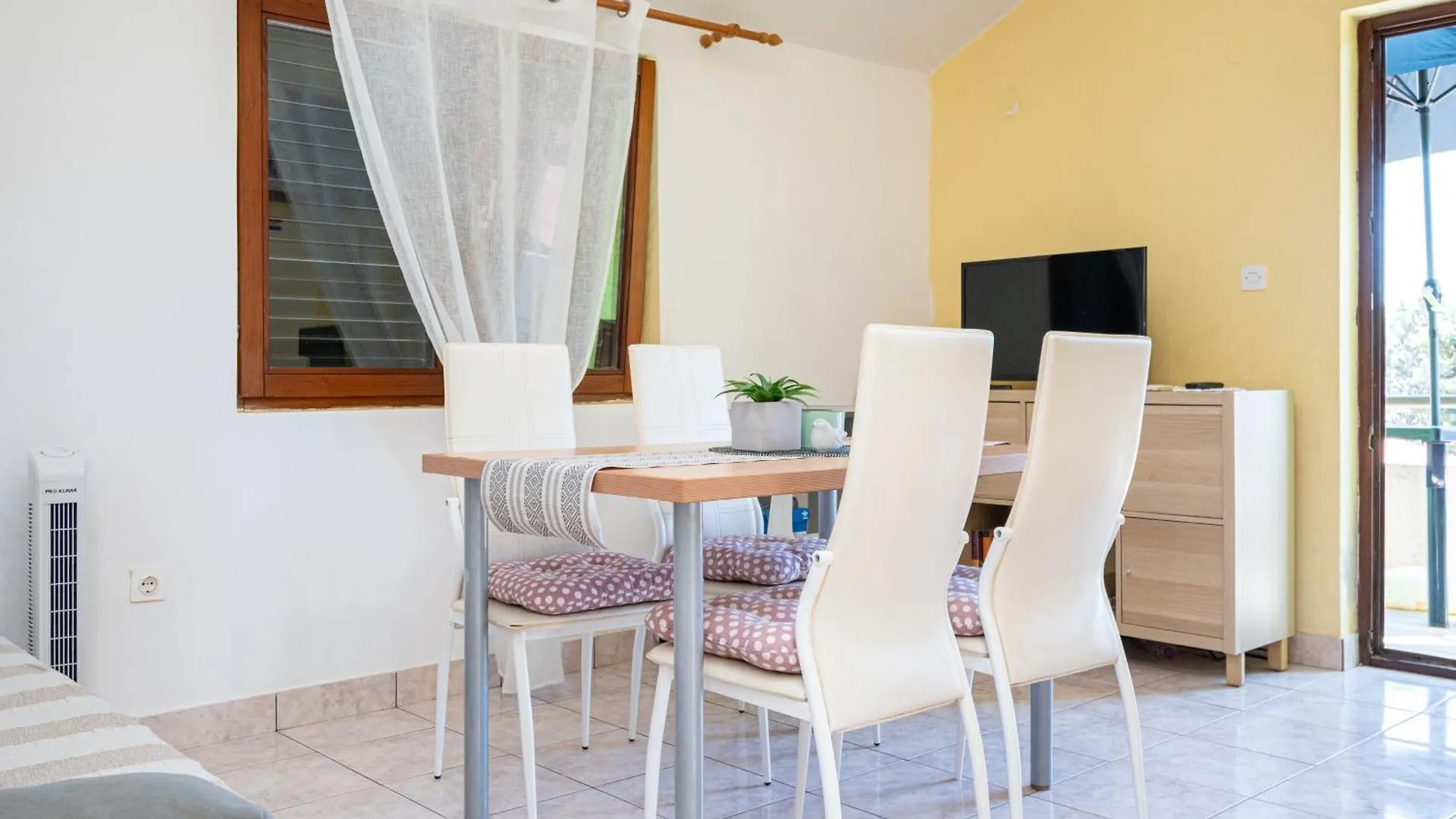 Apartments By The Sea Mandre, Pag - 22885