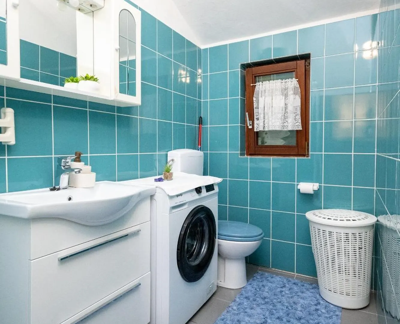 Apartments By The Sea Mandre, Pag - 22885 0*, Pag Town Croatia