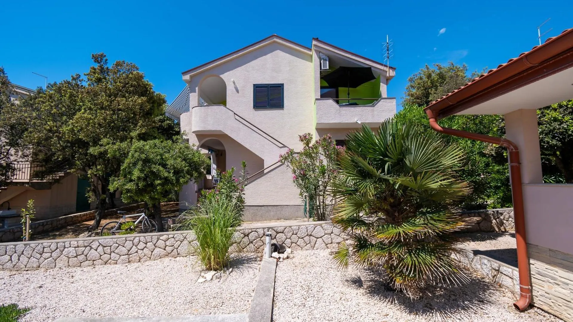Apartments By The Sea Mandre, Pag - 22885 0*, Pag Town Croatia