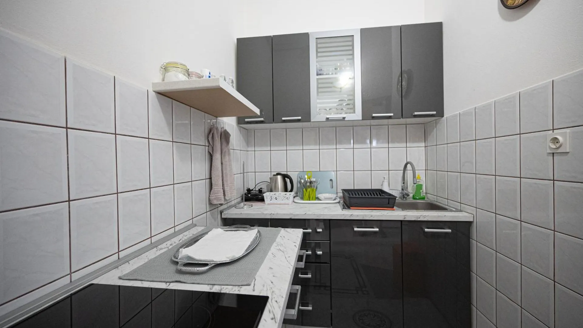 Apartments By The Sea Mandre, Pag - 22885 0*, Pag Town Croatia