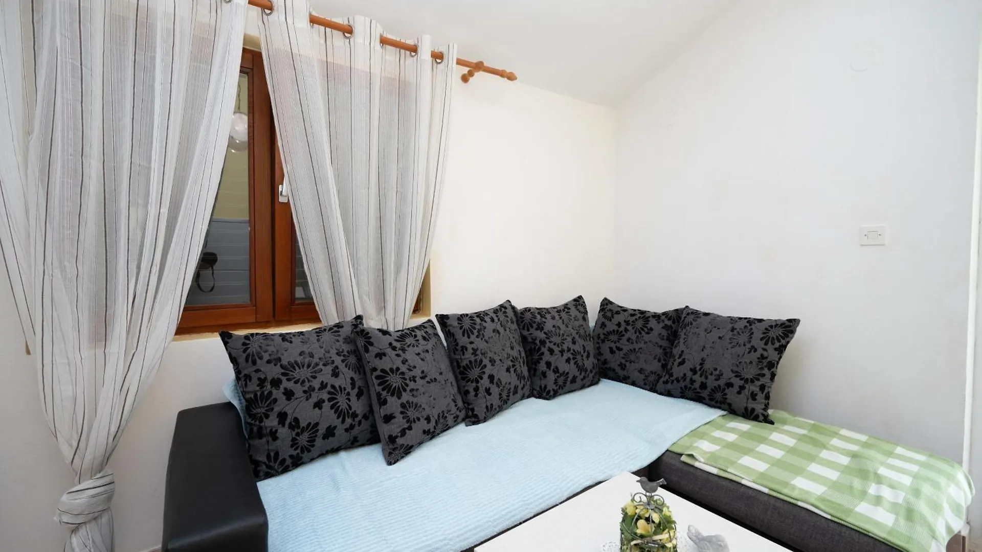 Apartments By The Sea Mandre, Pag - 22885 Croatia