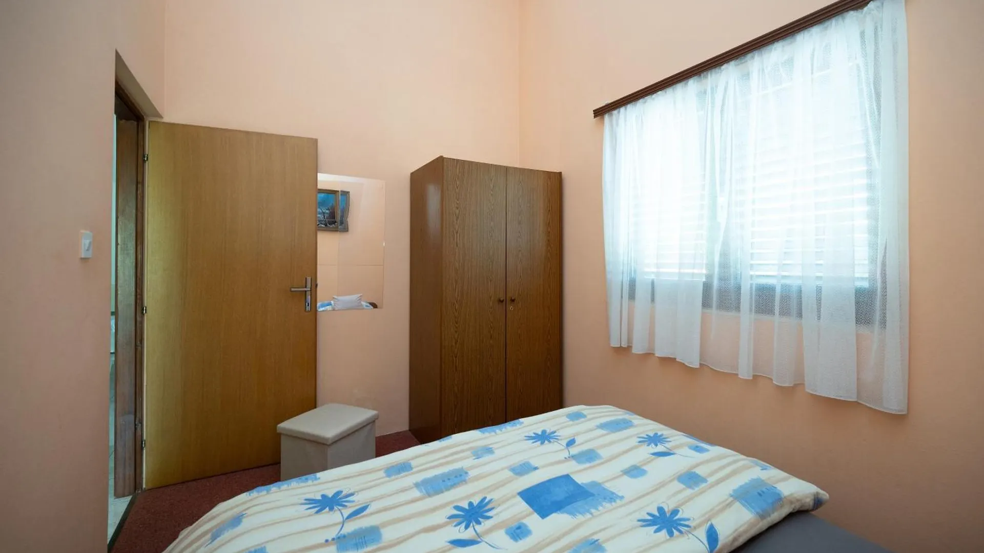 Apartments By The Sea Mandre, Pag - 22885